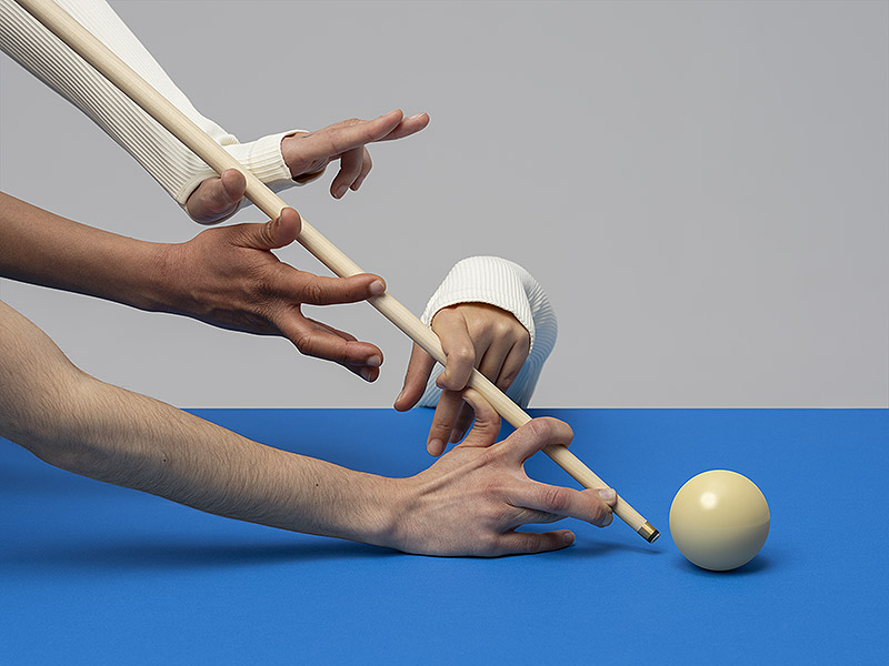 Laura San Segundo - manos jugando al billar