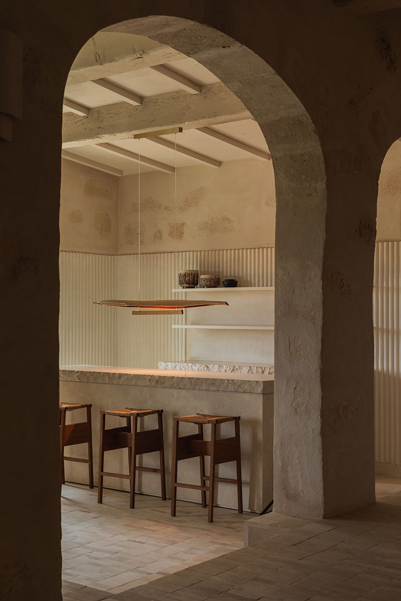 Let's Pause lanza Equilibri, una elegante lámpara colgante