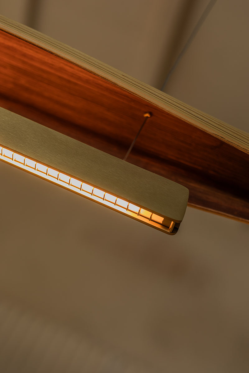 Let's Pause lanza Equilibri, una elegante lámpara colgante