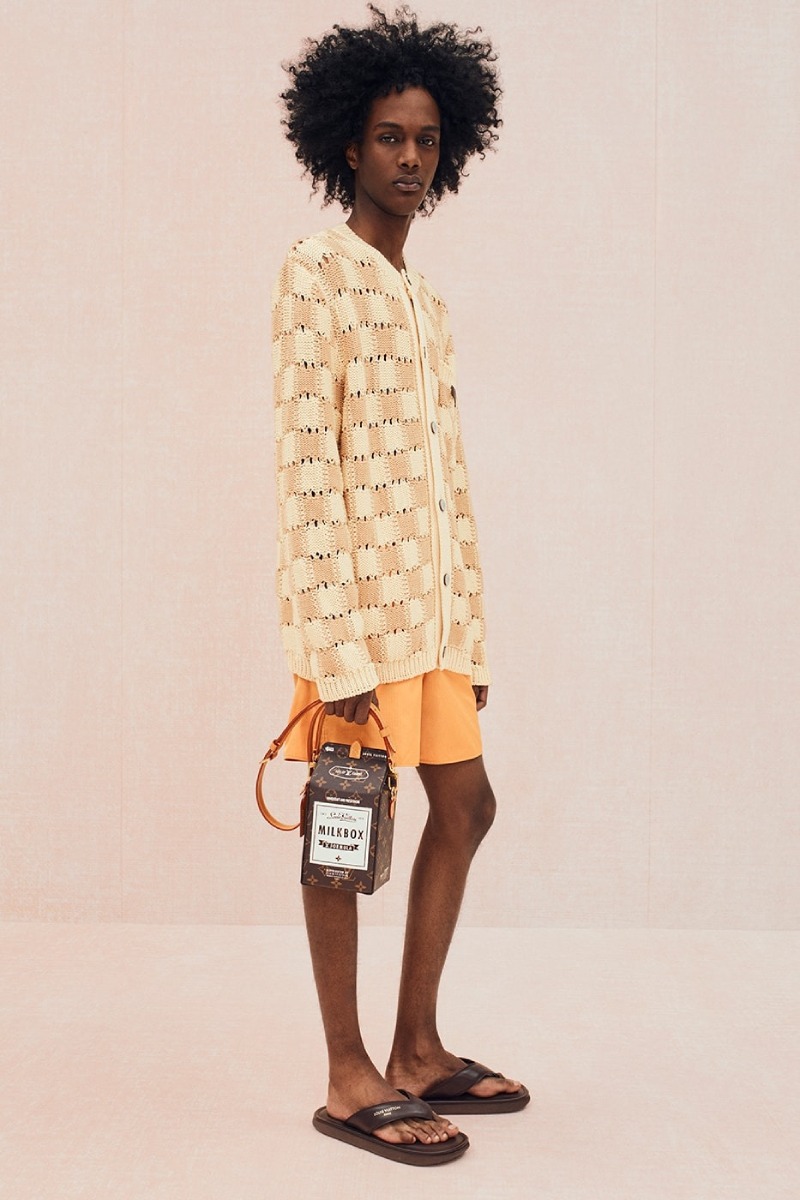 Pharrell lleva sus dandys de Louis Vuitton a Central Park