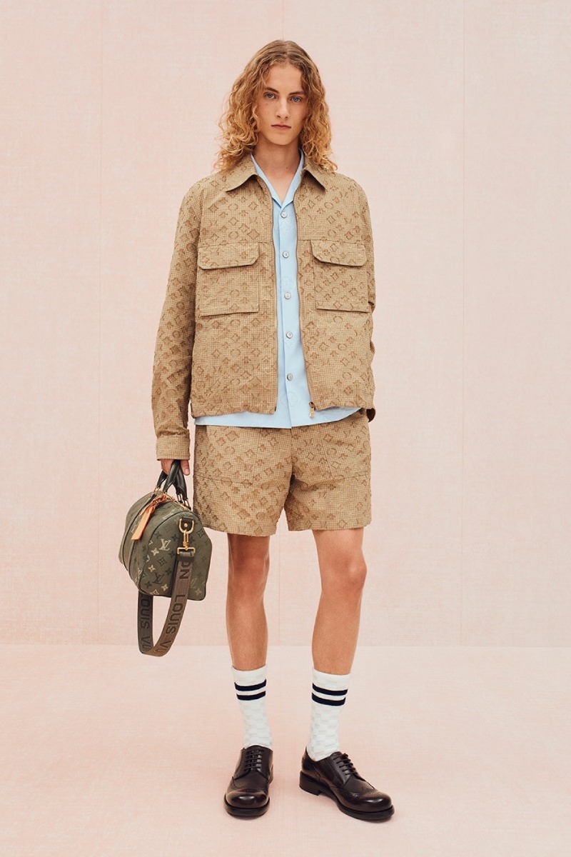 Pharrell lleva sus dandys de Louis Vuitton a Central Park