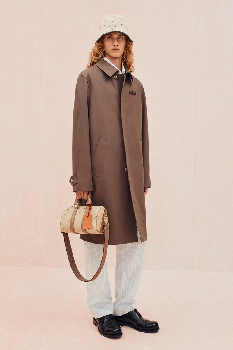 Pharrell lleva sus dandys de Louis Vuitton a Central Park