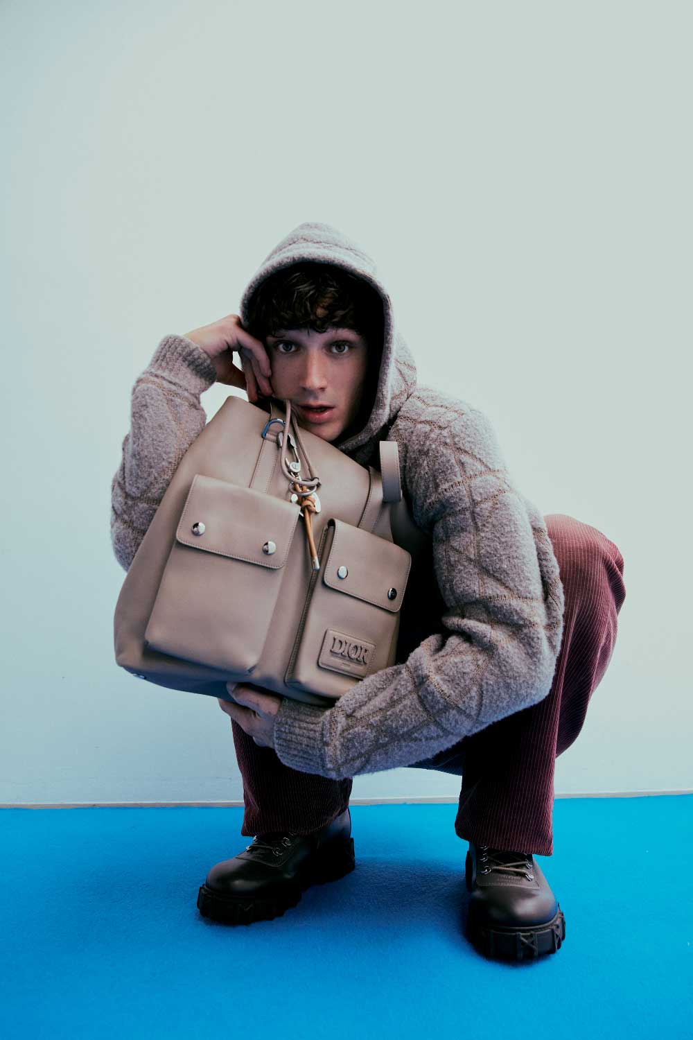 Pol Granch es el actor y cantante con perfecto acento Díor