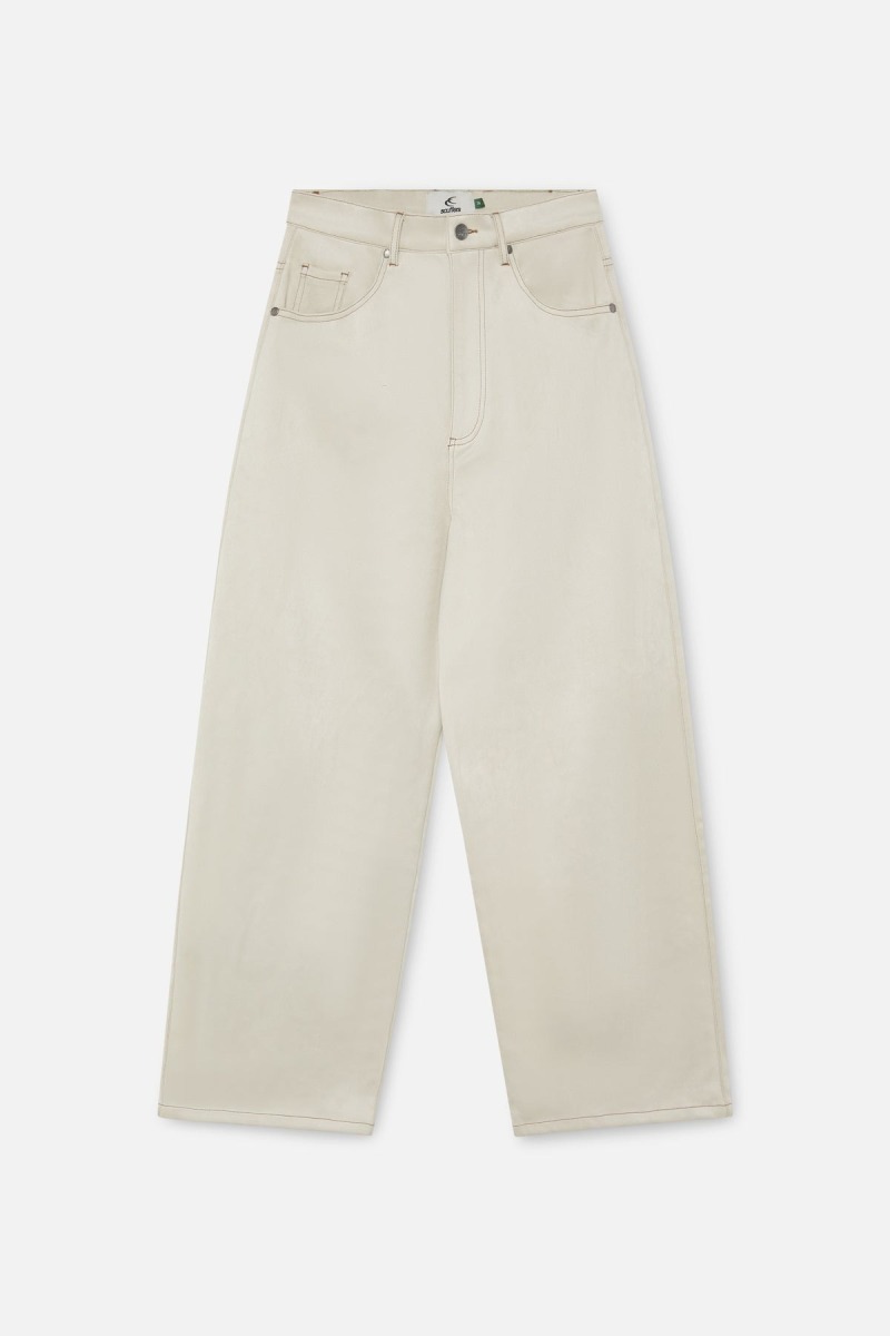 Color del año Pantone 2026 Cloud Dancer tendencias de moda