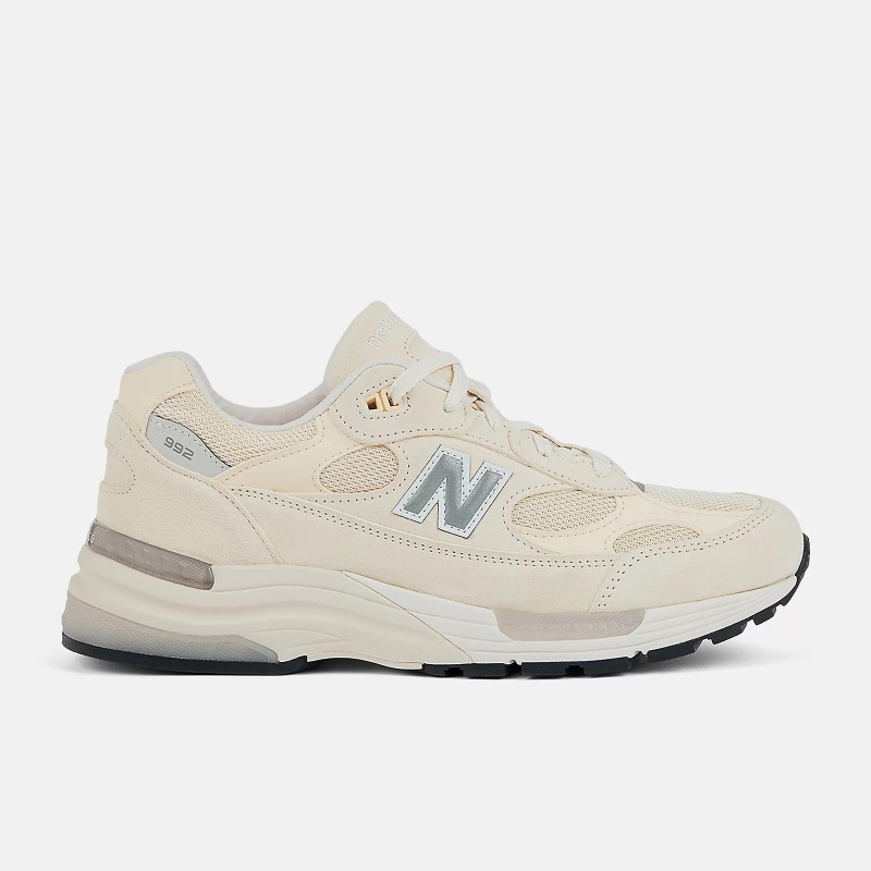 Color del año Pantone 2026 Cloud Dancer tendencias de moda