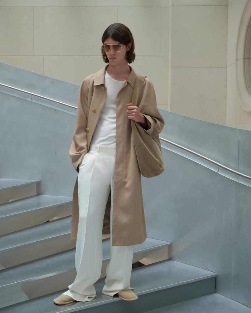 Sandro reimagina el menswear de los 70 para SS26