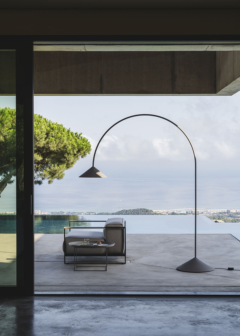 Víctor Carrasco crea una luminaria que planta cara al clima