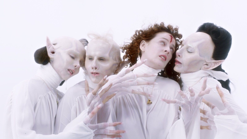 Eduardo Casanova se abre en Silencio, junto a Maria León