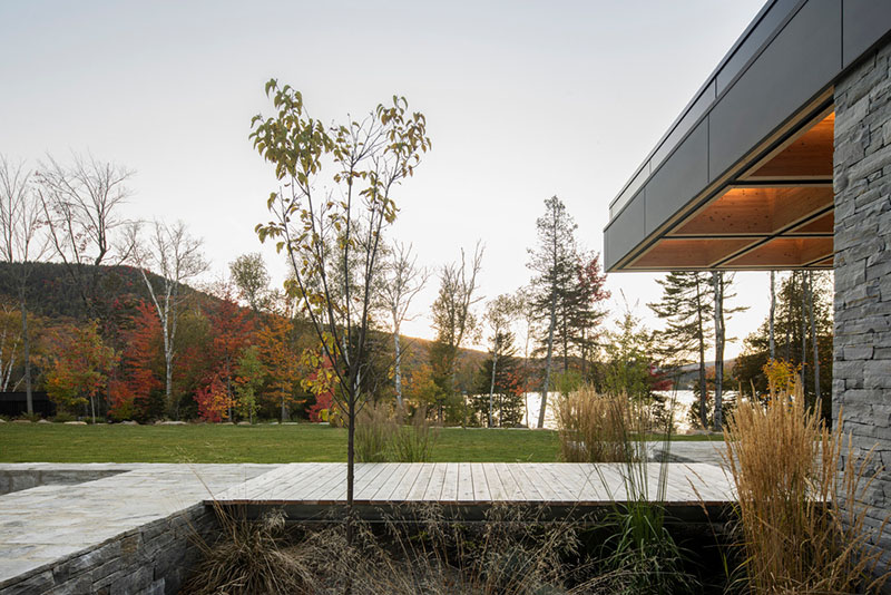 ACDF Architecture crea una vivienda escrita por el paisaje