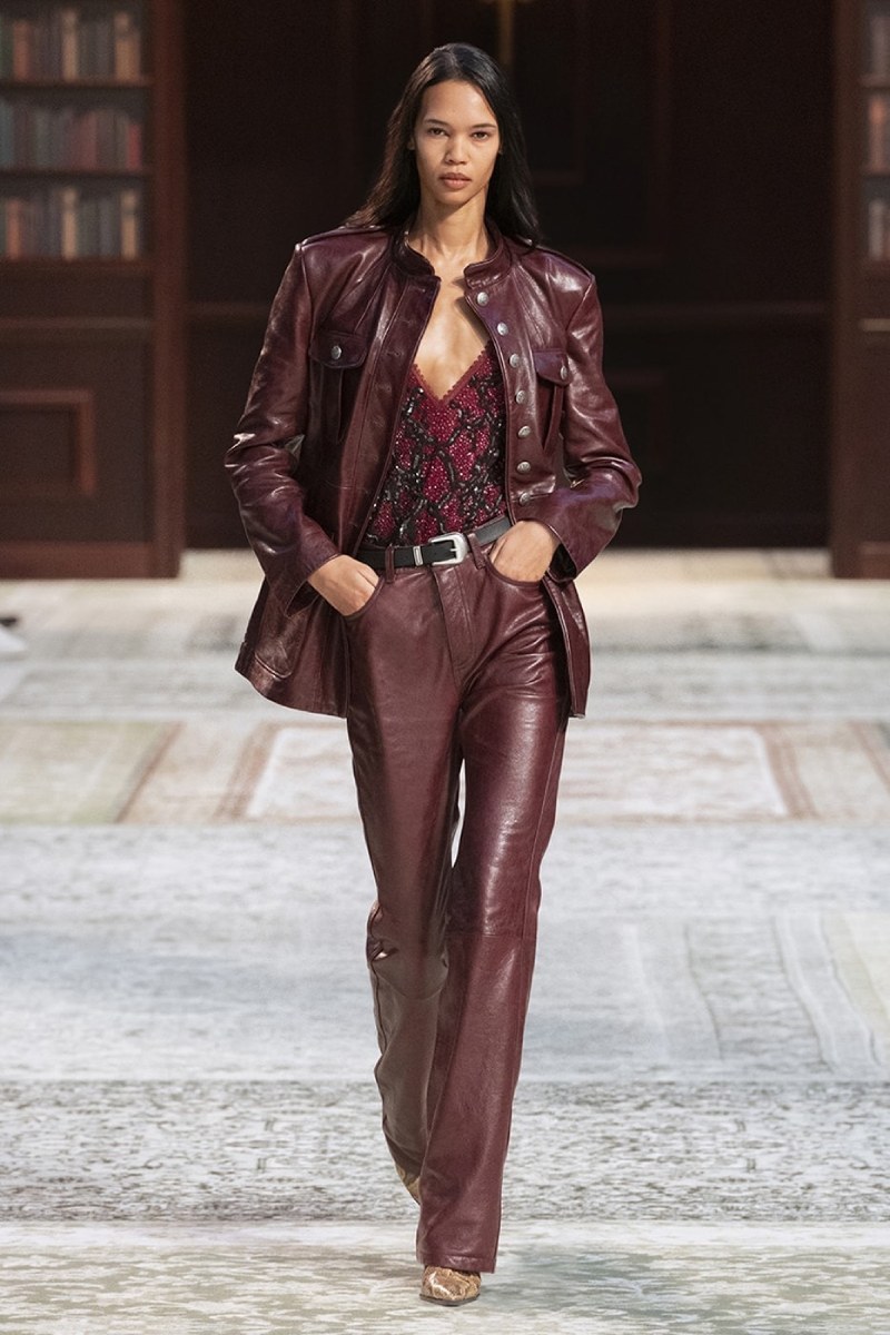 Amiri nos da contracultura setentera, pero lujosa, con fw26