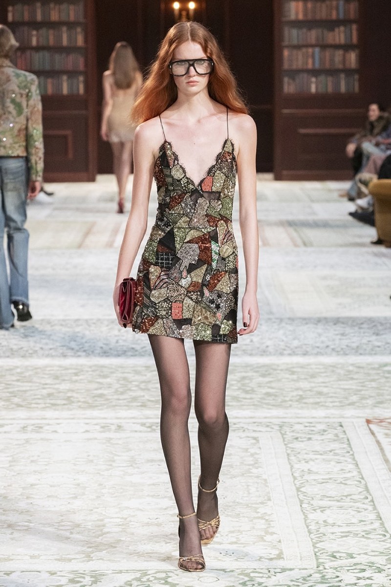 Amiri nos da contracultura setentera, pero lujosa, con fw26