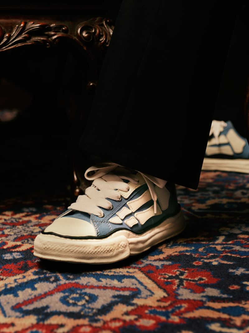 Amiri y Maison Mihara vuelven a fusionar sus sneakers