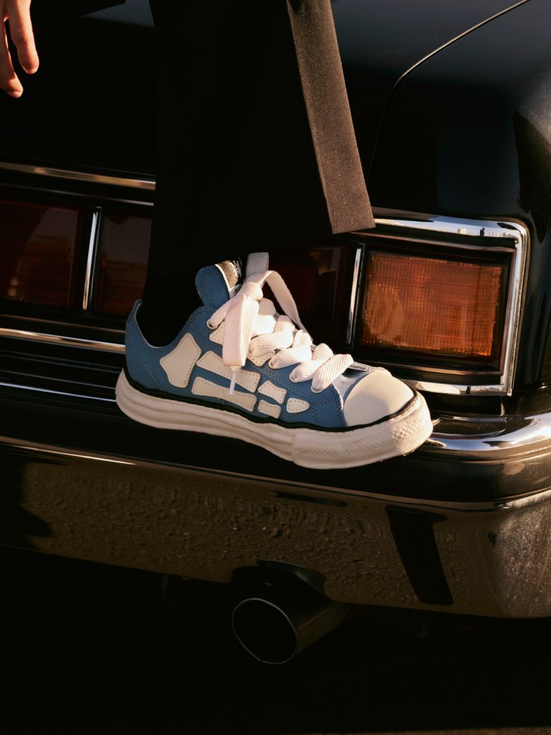 Amiri y Maison Mihara vuelven a fusionar sus sneakers