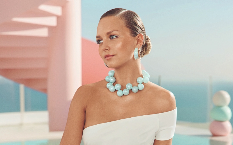 Bijou Brigitte elimina el color Pantone 2026 en sus joyas