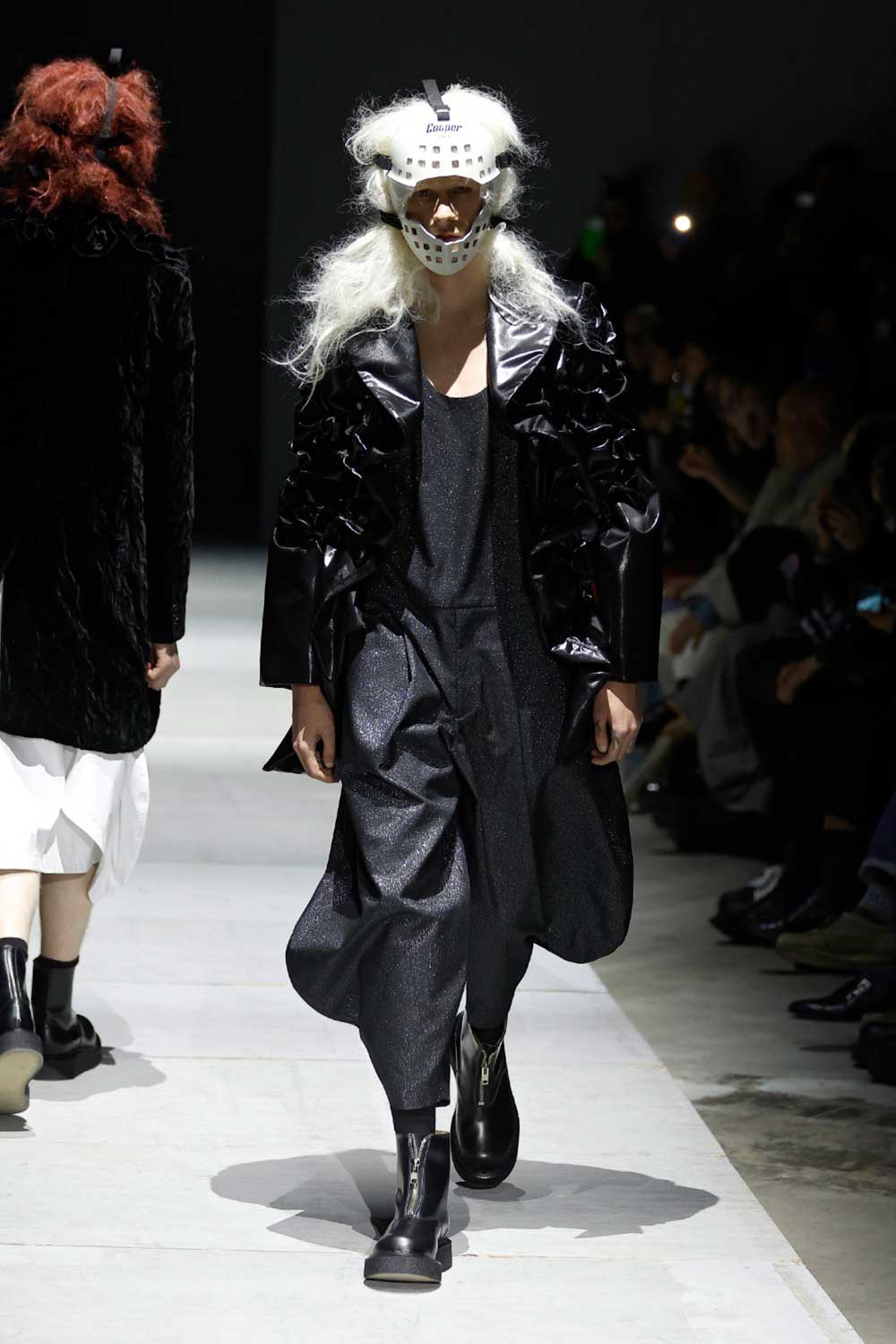 La moda es más que ropa, es pensamiento: Comme des Garçons