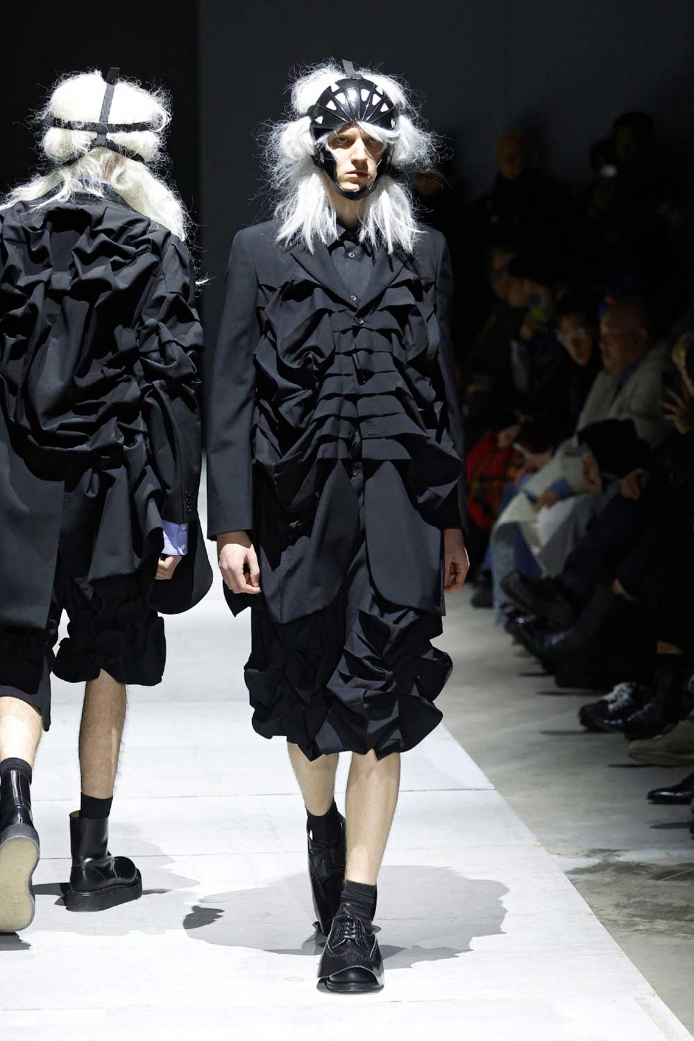 La moda es más que ropa, es pensamiento: Comme des Garçons