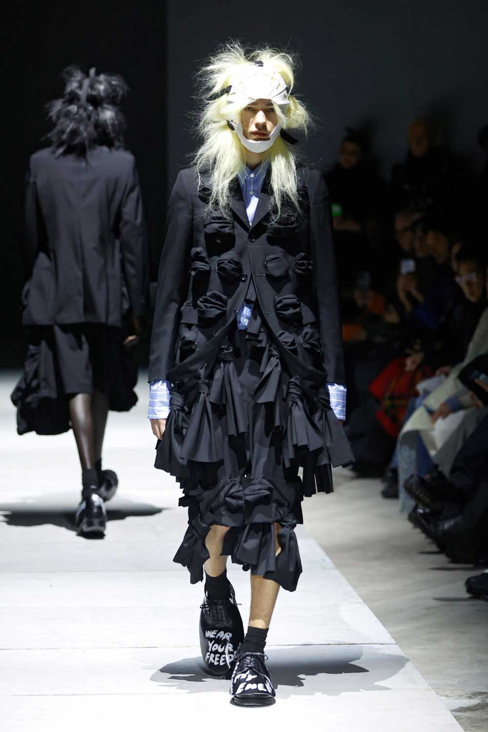 La moda es más que ropa, es pensamiento: Comme des Garçons