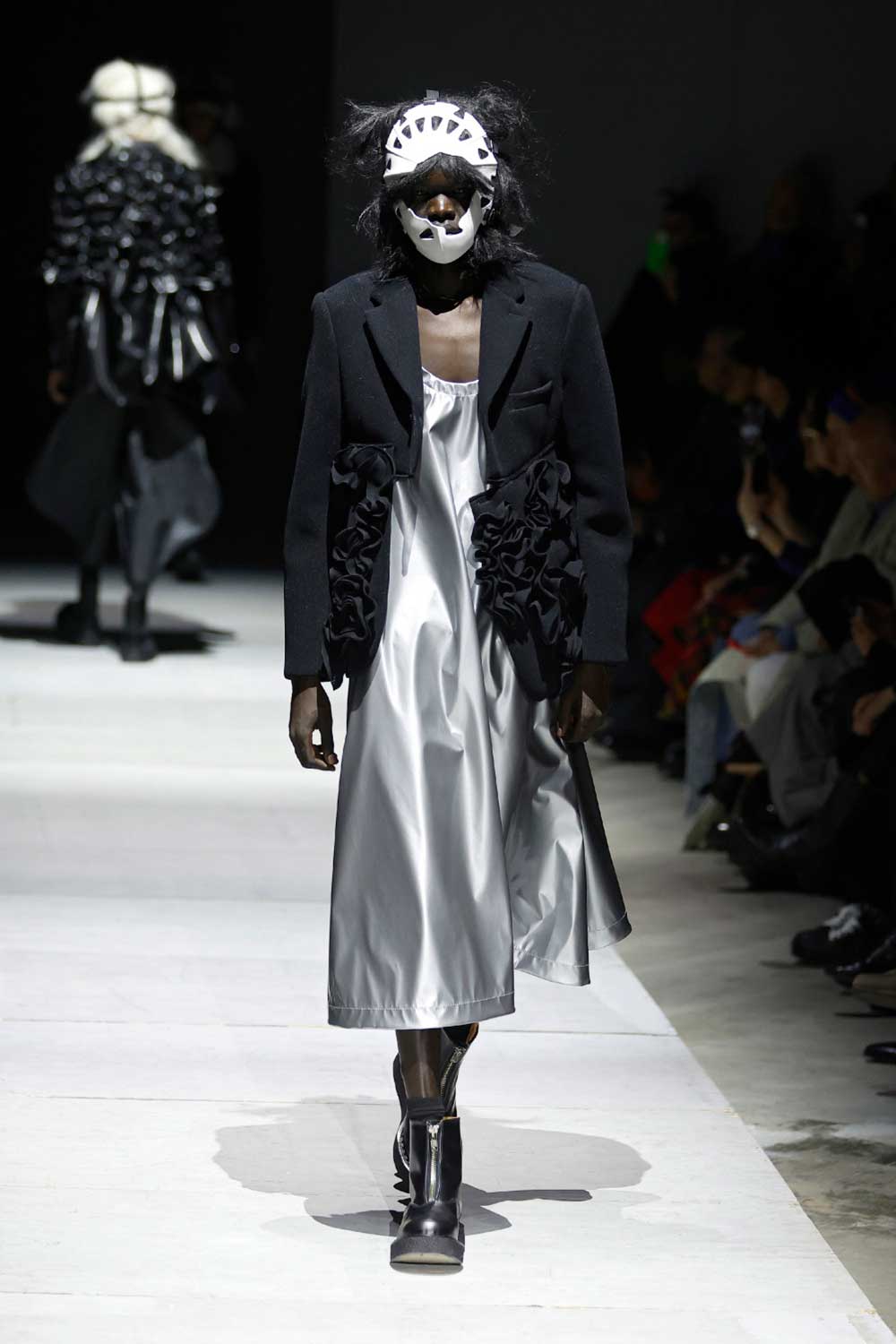 La moda es más que ropa, es pensamiento: Comme des Garçons