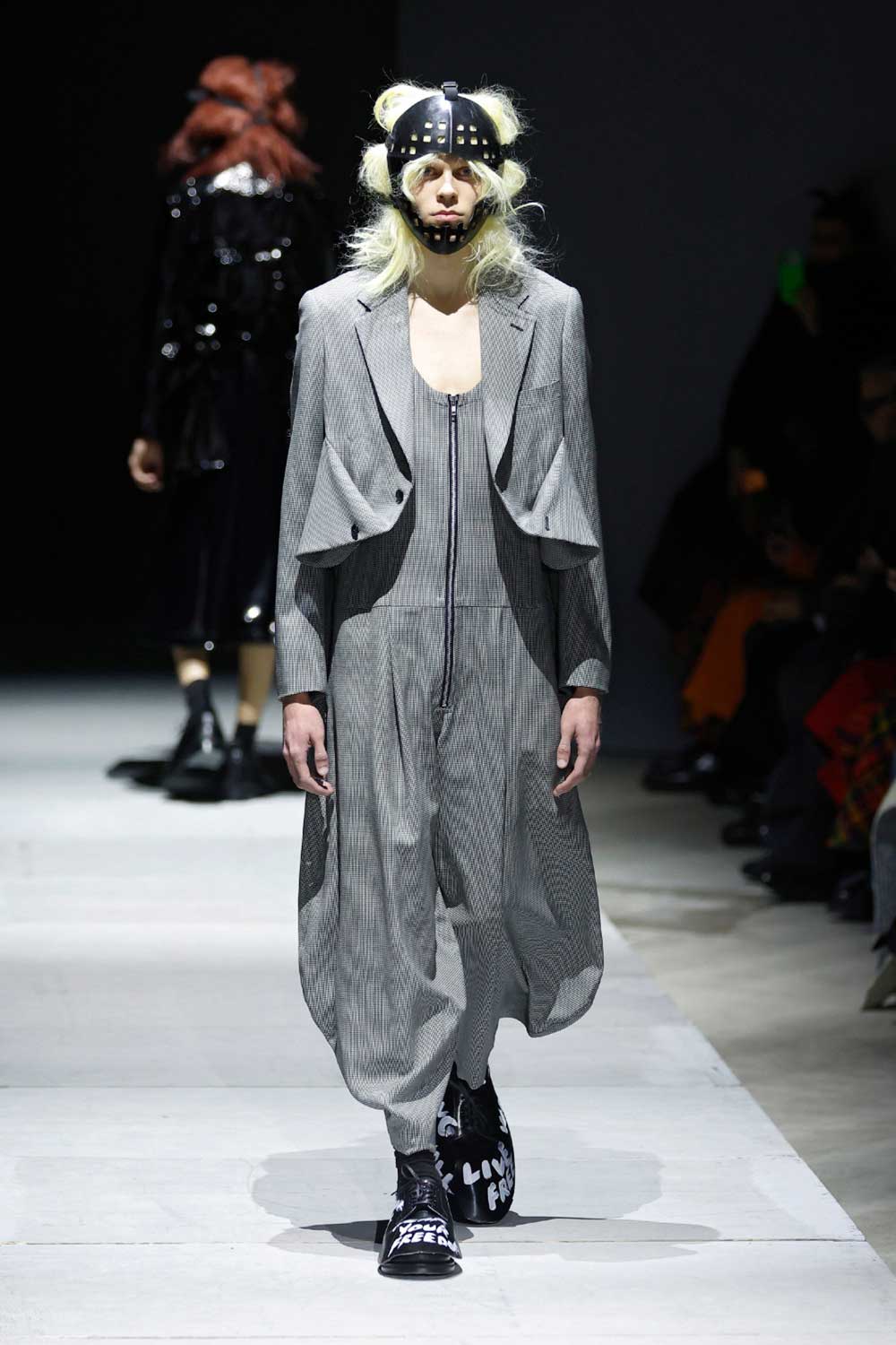 La moda es más que ropa, es pensamiento: Comme des Garçons