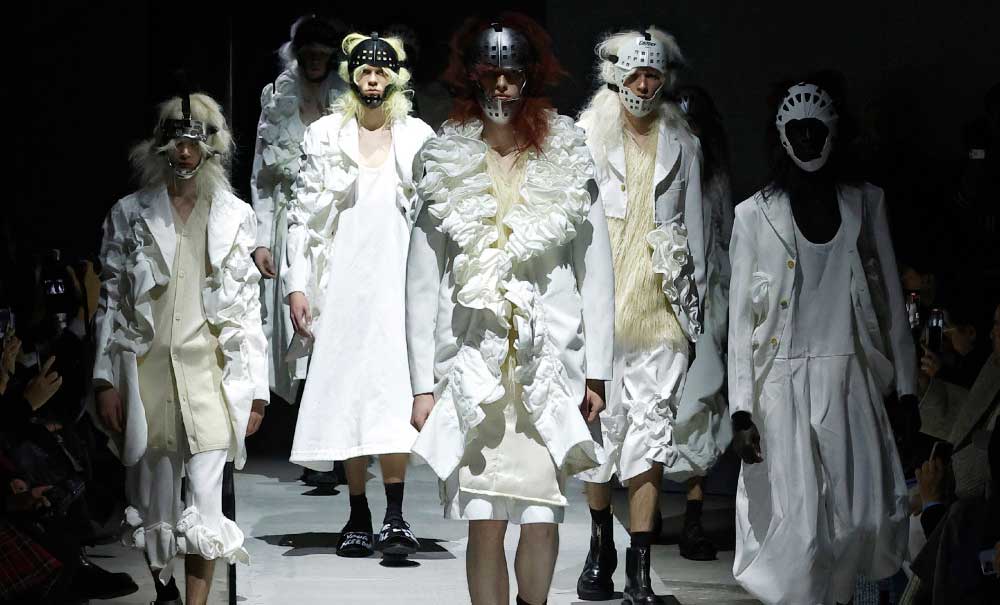 La moda es más que ropa, es pensamiento: Comme des Garçons