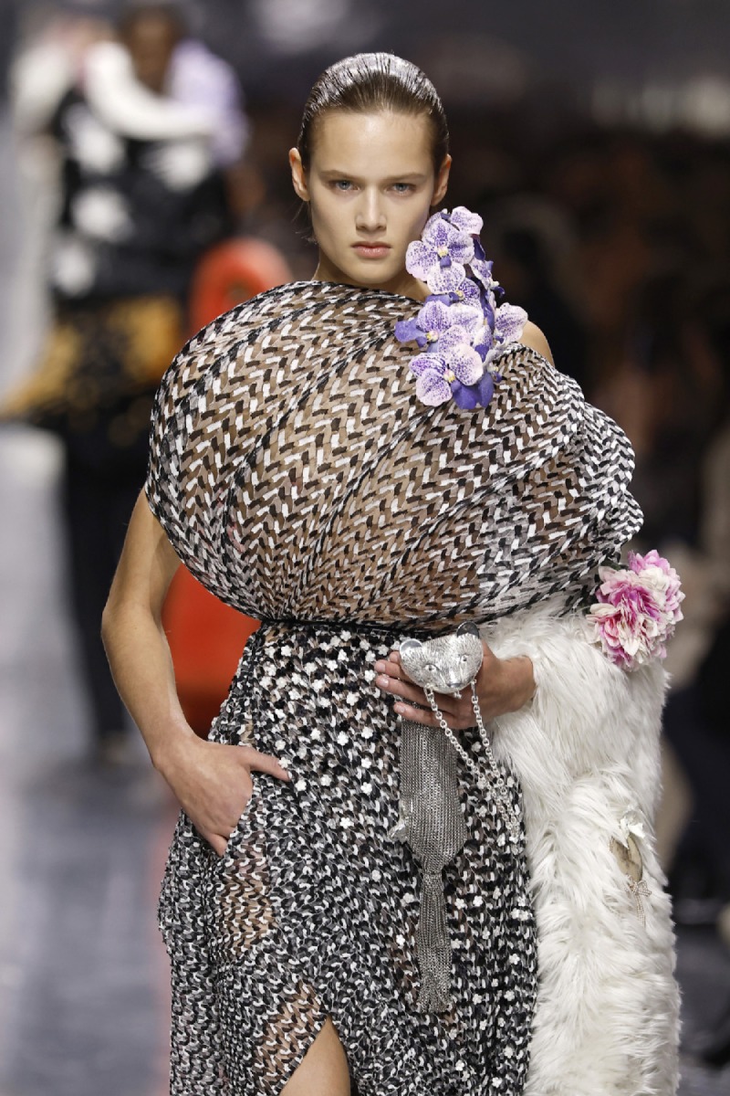 Anderson debuta su primera colección de Dior Alta Costura