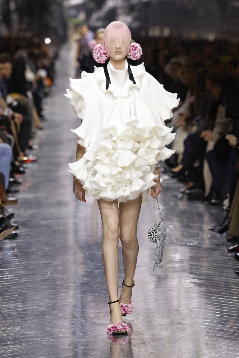 Anderson debuta su primera colección de Dior Alta Costura