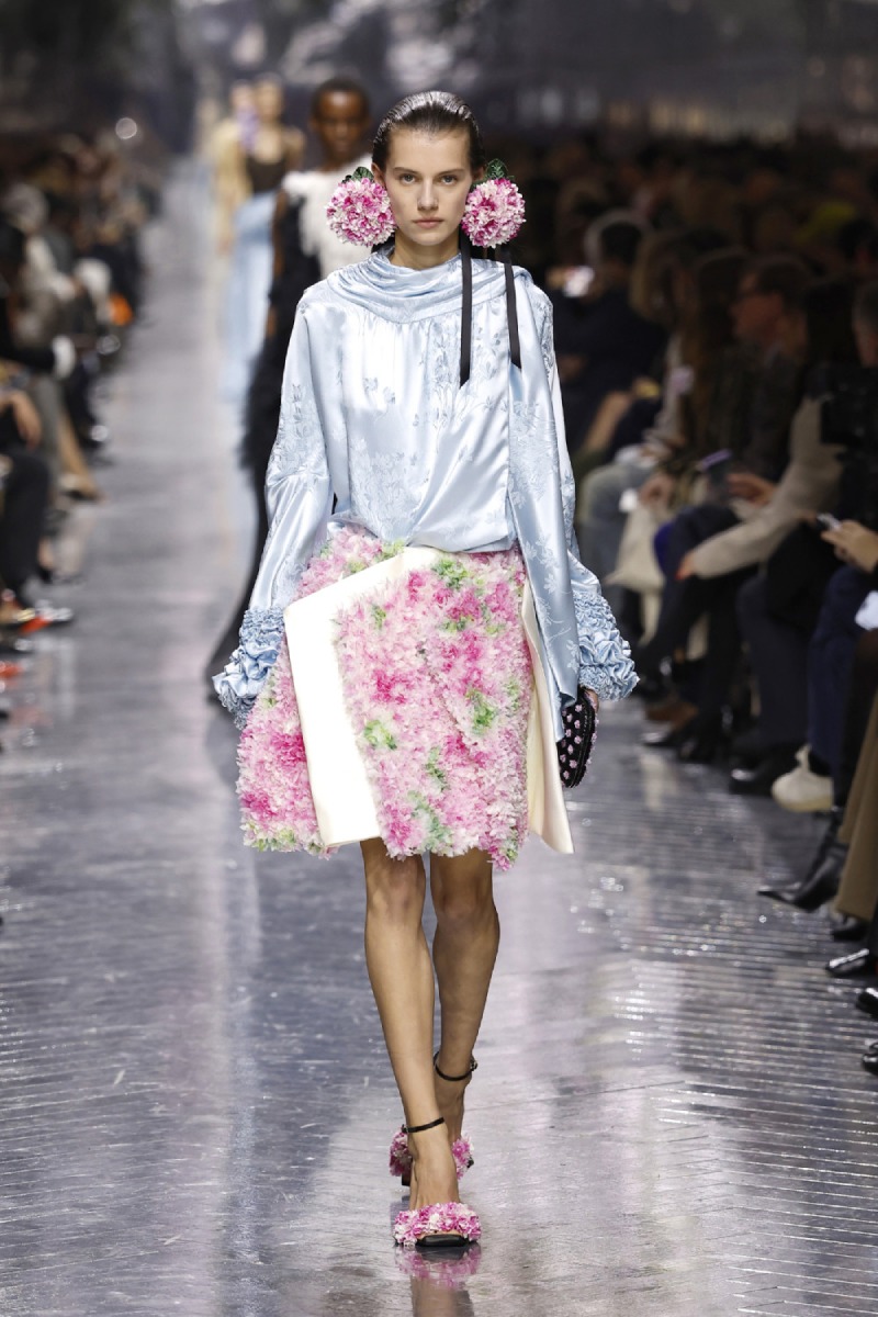 Anderson debuta su primera colección de Dior Alta Costura