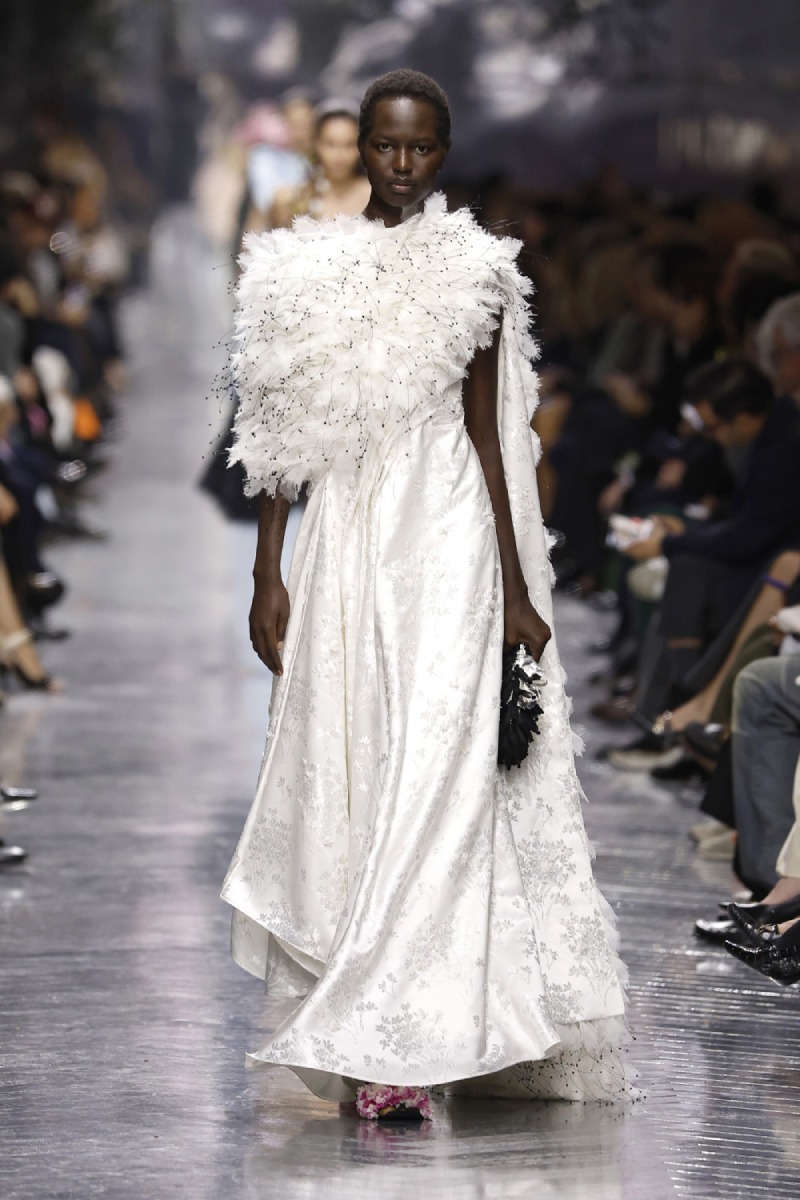 Anderson debuta su primera colección de Dior Alta Costura