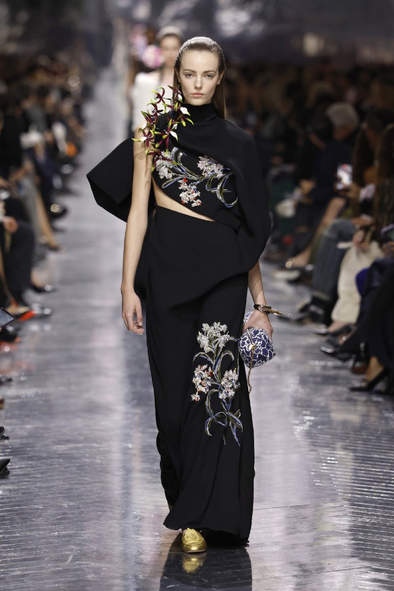 Anderson debuta su primera colección de Dior Alta Costura