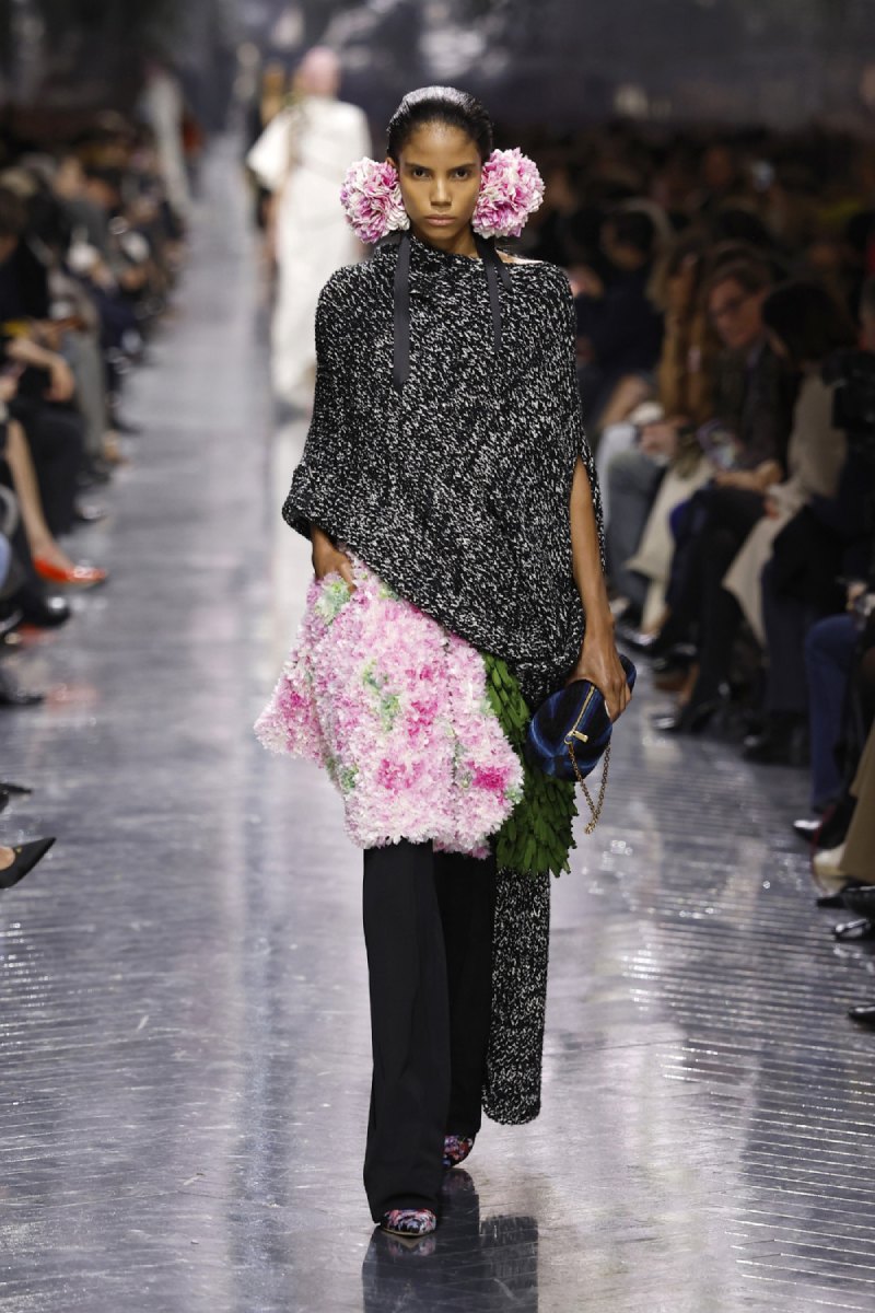 Anderson debuta su primera colección de Dior Alta Costura