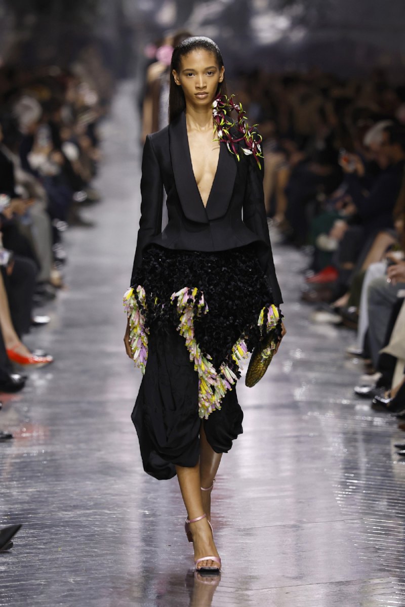 Anderson debuta su primera colección de Dior Alta Costura