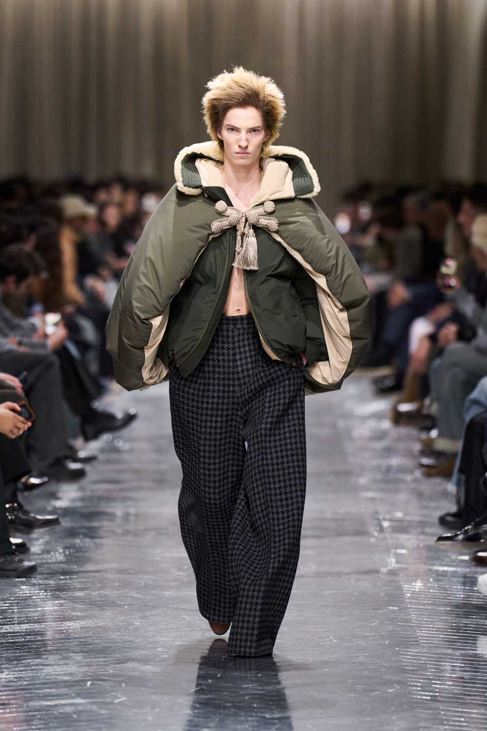 Jonathan Anderson redefine Dior FW26: El nuevo glam pop