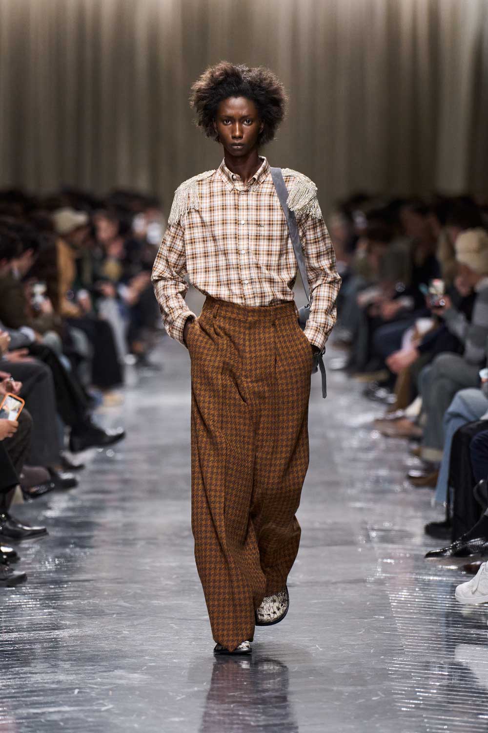 Jonathan Anderson redefine Dior FW26: El nuevo glam pop