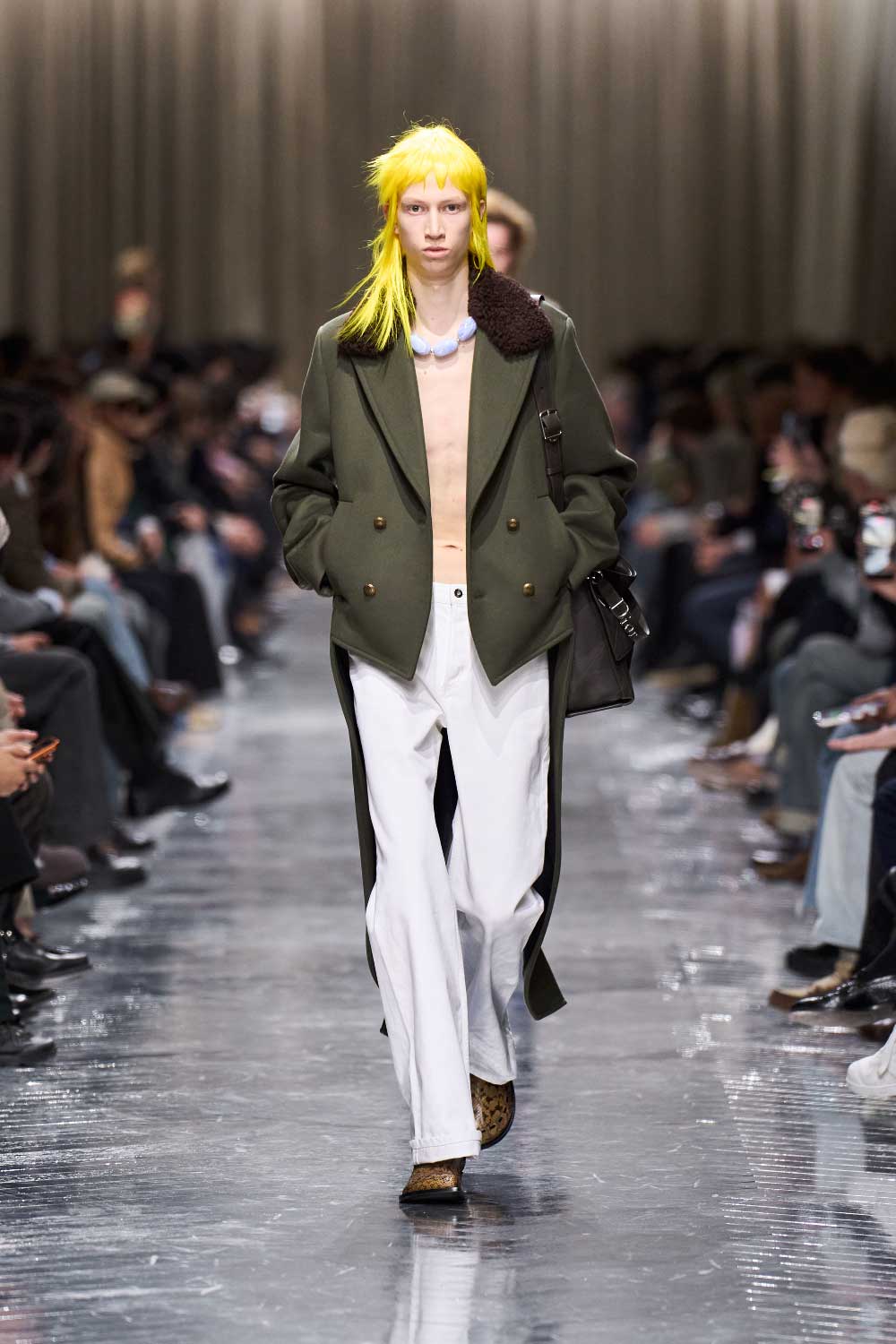 Jonathan Anderson redefine Dior FW26: El nuevo glam pop