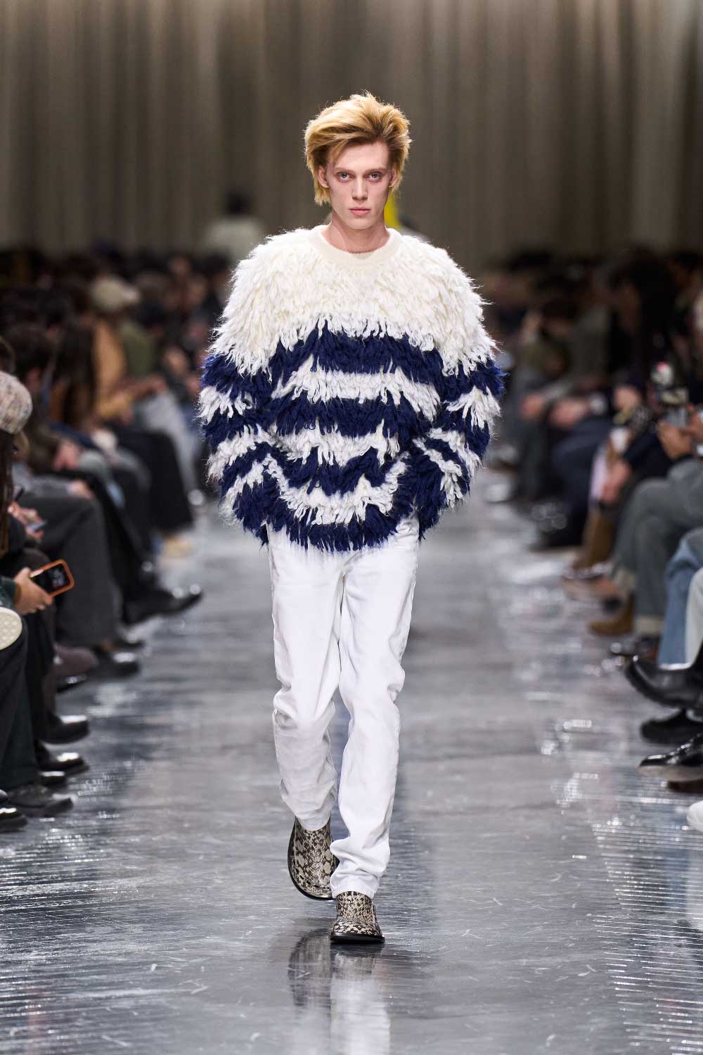 Jonathan Anderson redefine Dior FW26: El nuevo glam pop