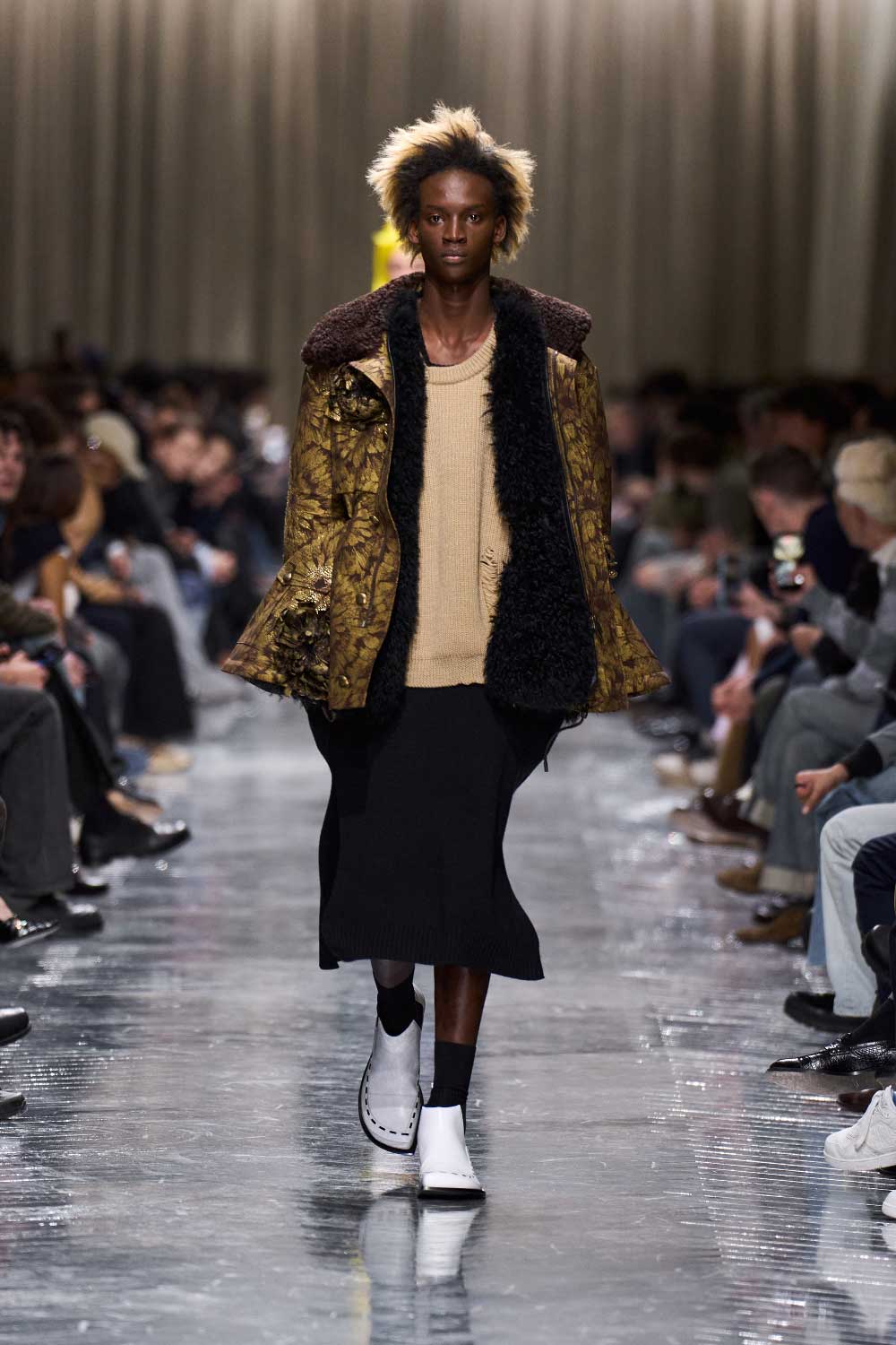 Jonathan Anderson redefine Dior FW26: El nuevo glam pop