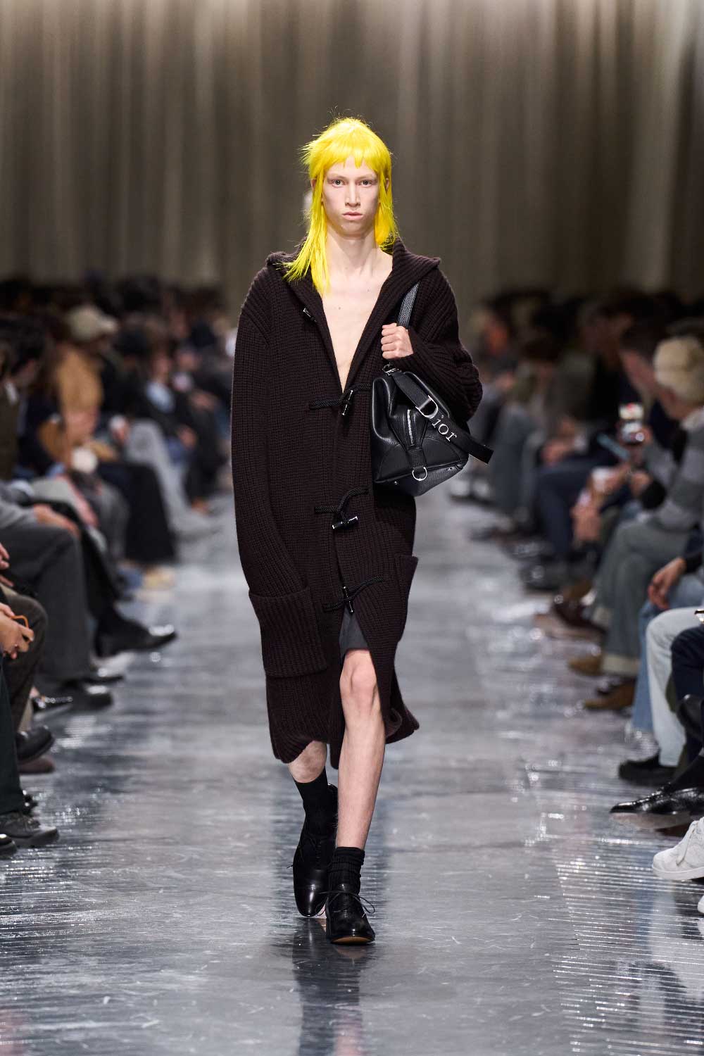 Jonathan Anderson redefine Dior FW26: El nuevo glam pop