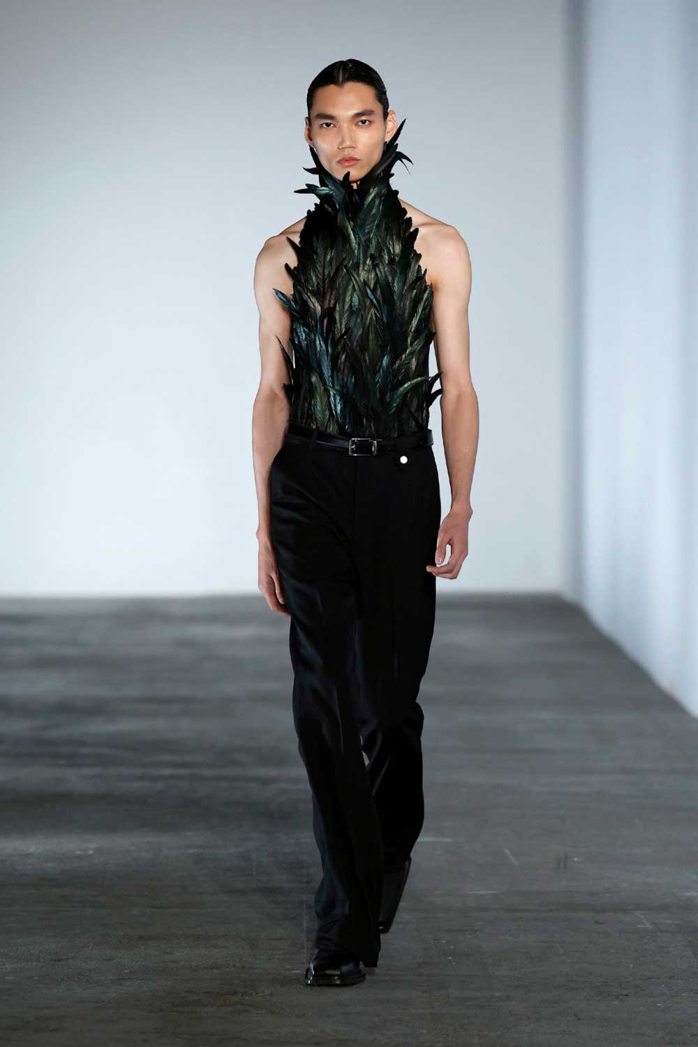 Egonlab fw26: El futuro de la moda masculina llega a París