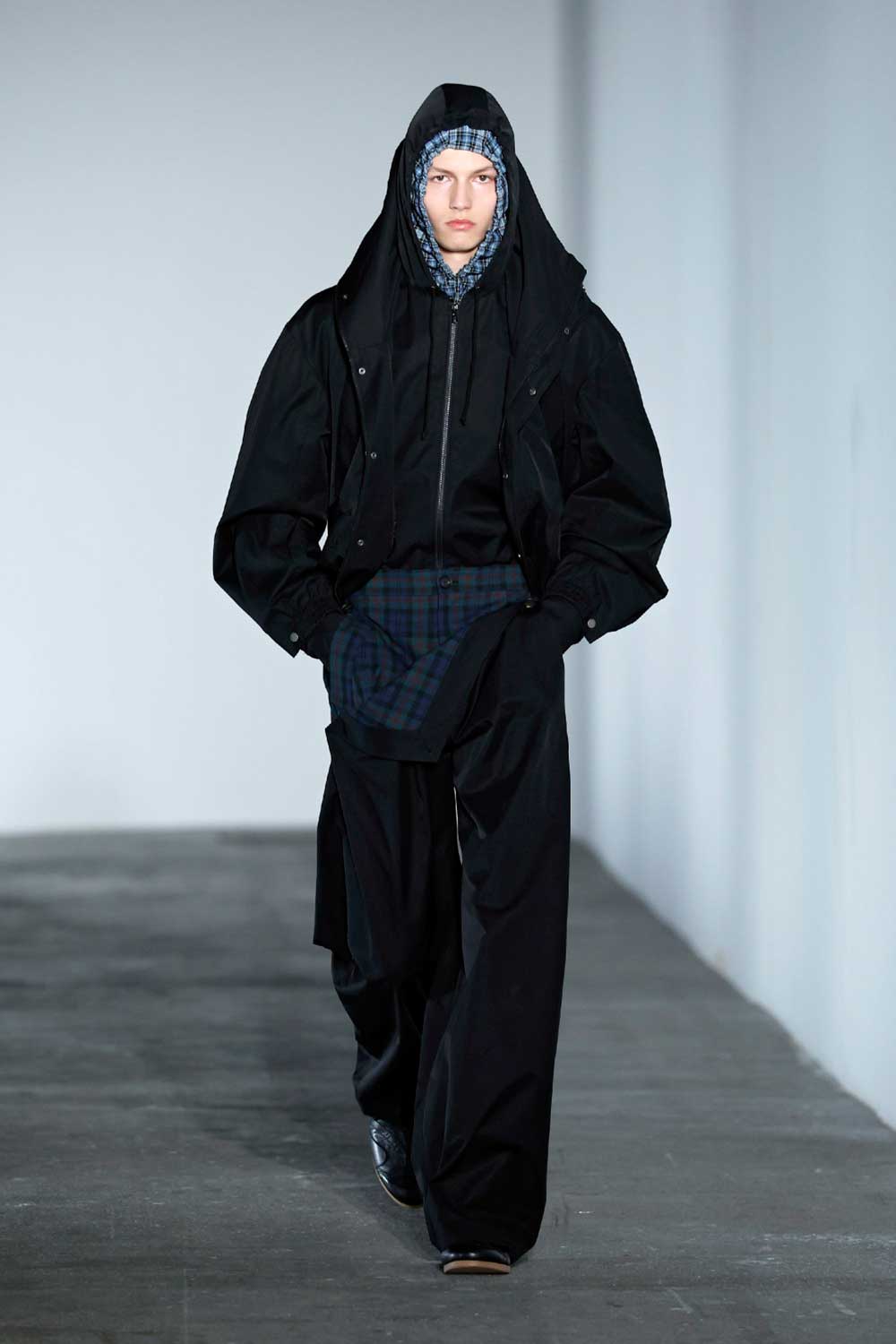 Egonlab fw26: El futuro de la moda masculina llega a París