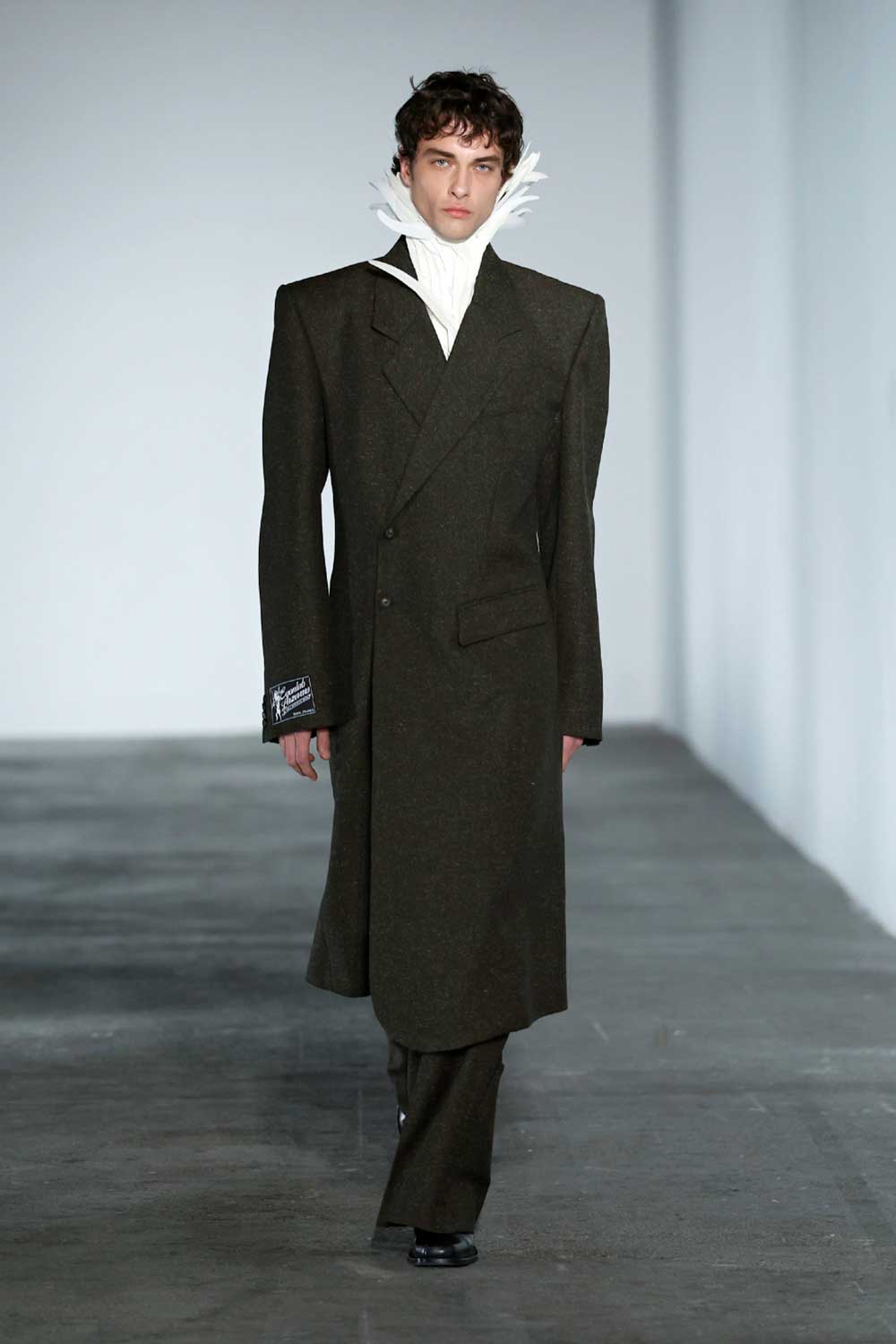 Egonlab fw26: El futuro de la moda masculina llega a París