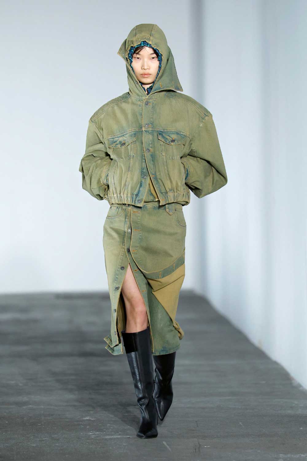 Egonlab fw26: El futuro de la moda masculina llega a París