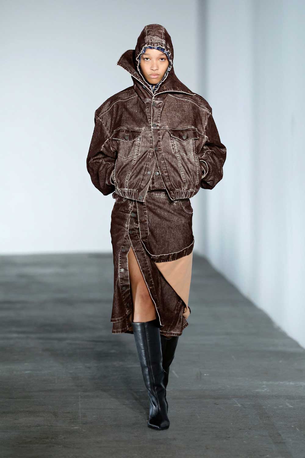 Egonlab fw26: El futuro de la moda masculina llega a París