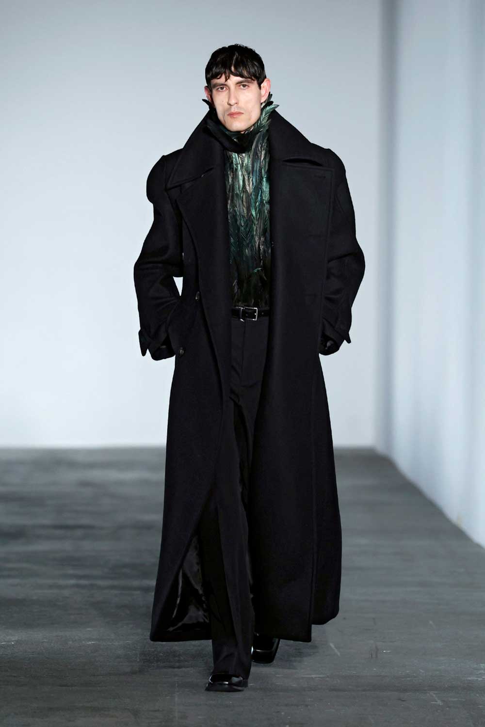 Egonlab fw26: El futuro de la moda masculina llega a París