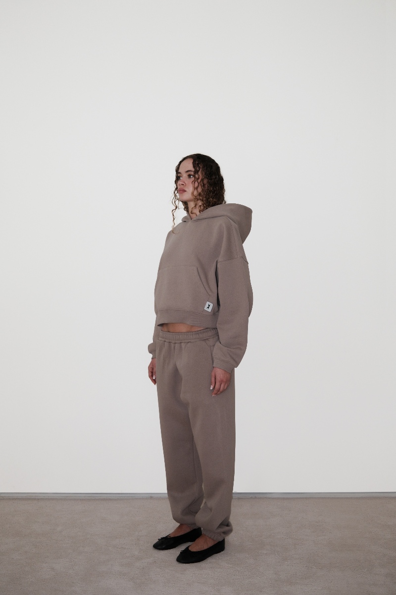 El chándal que todas quieren: Carlota Marañón lanza Omara