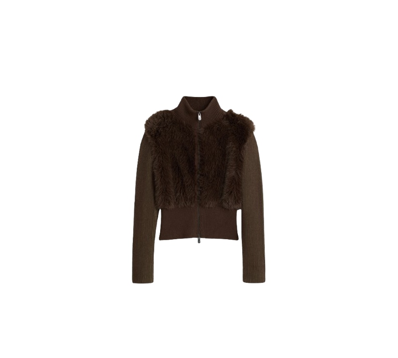 Nicki Nicole viste Desigual y redefine el estilo urbano