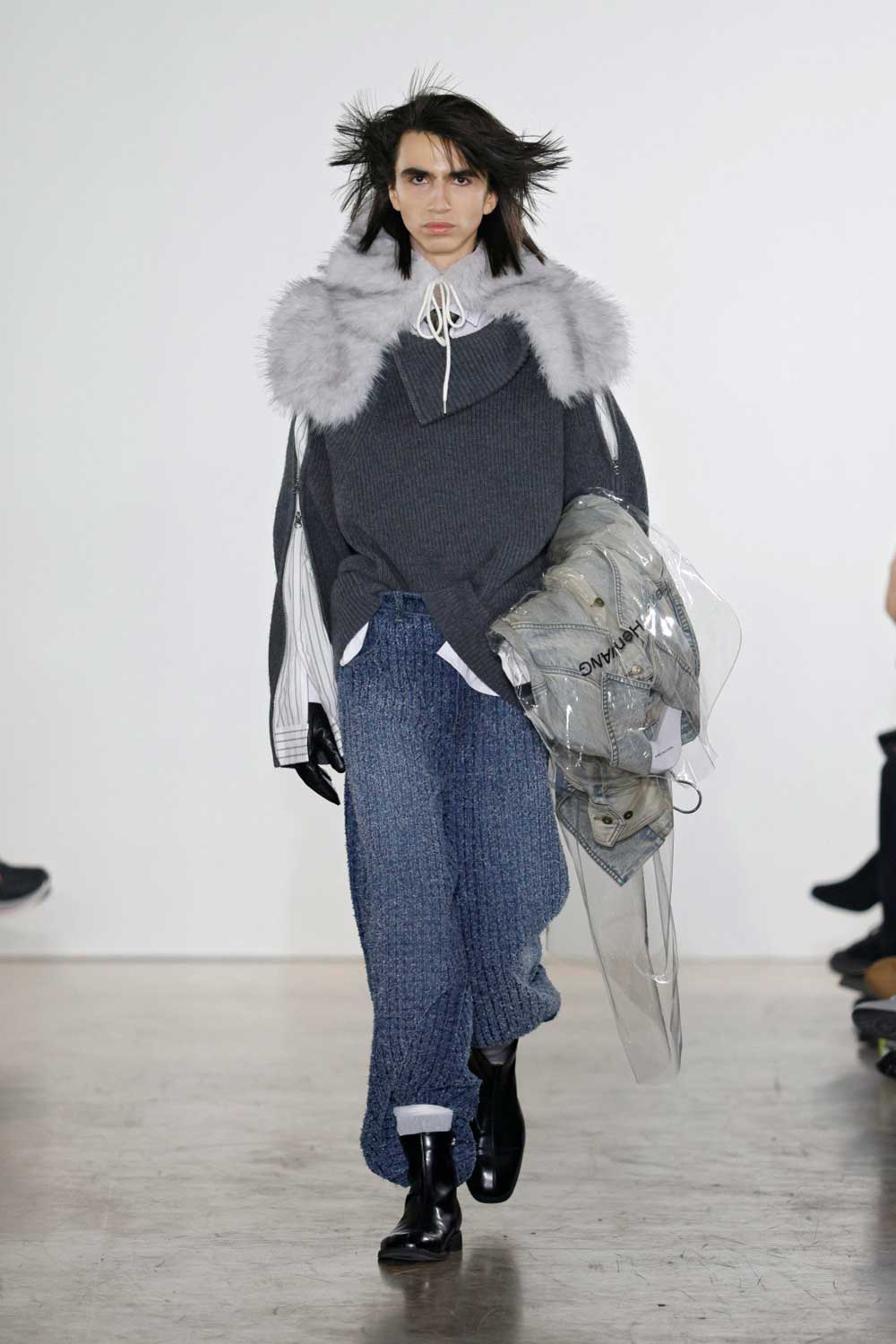 Feng Chen Wang fragmenta la sastrería masculina clásica