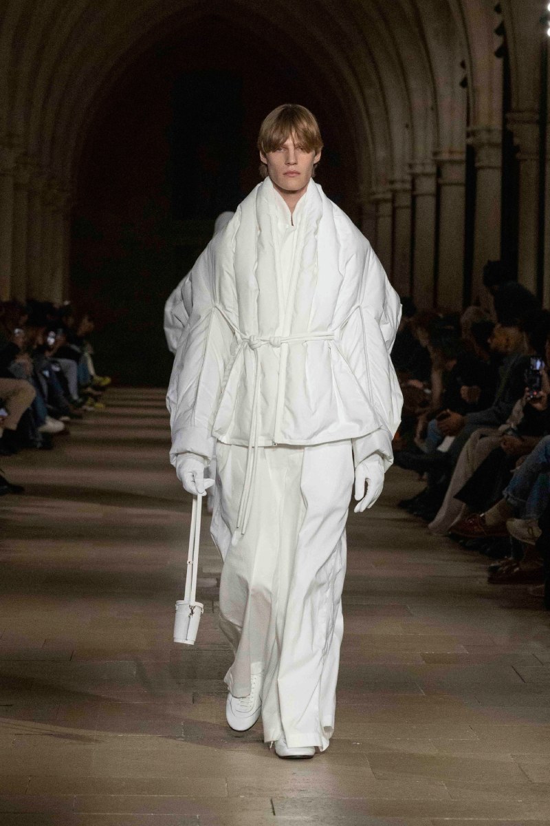 IM Men reescribe las normas de Issey Miyake para fw26