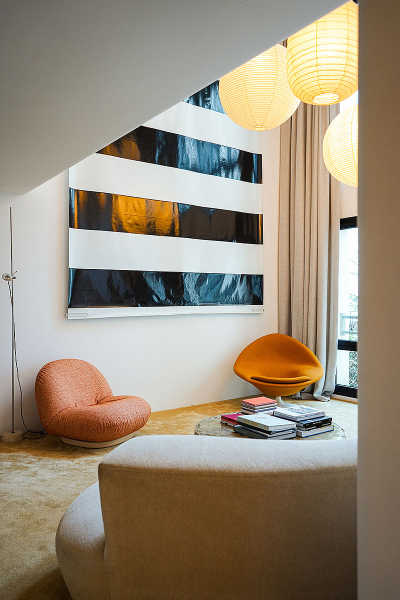 Jacob: el apartamento de París rodeado de arte y diseño