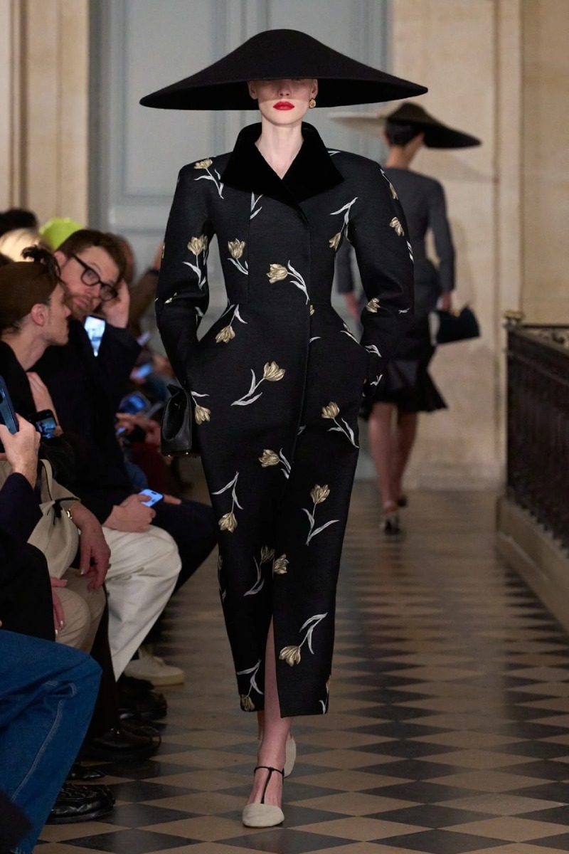 Jacquemus celebra sus códigos e inspiraciones para fw26