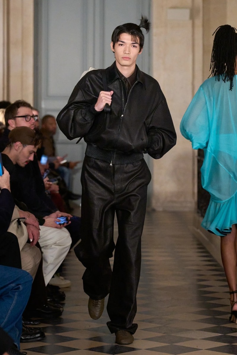 Jacquemus celebra sus códigos e inspiraciones para fw26